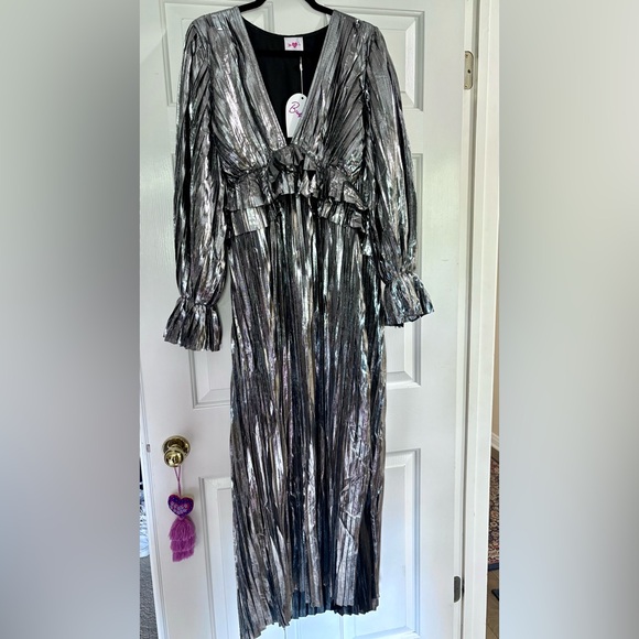 NWT Buddy Love plisse metallic maxi - Picture 6 of 13